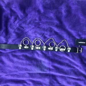 Bnwt Chain Belt